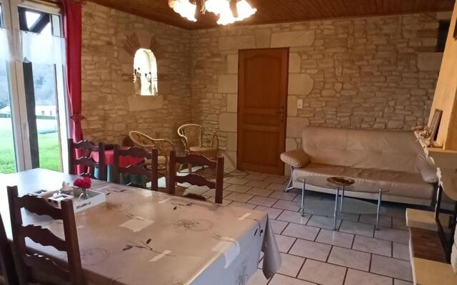 Gîte Fontenoy-le-Château, 3 pièces, 4 personnes - FR-1-589-69