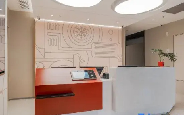 Home Inn Business Travel Hotel (Huansha Road, West Lake, Hangzhou)