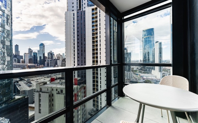 Stylish Southbank 1-bedroom With Pool and Gym – Balcony – Melbourne