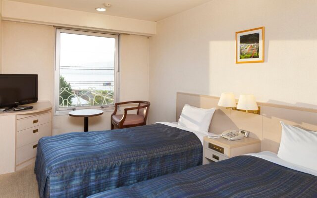 Suwa Lake Side Hotel