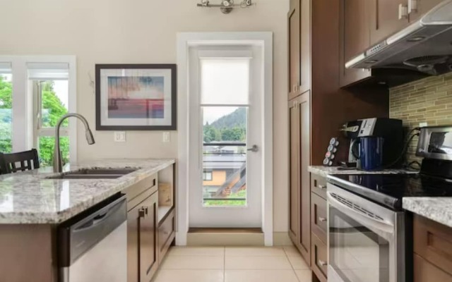 Mountain View Penthouse 7BR Combo