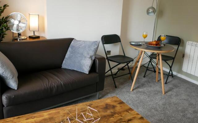 11D Castle Street Serviced Apartments