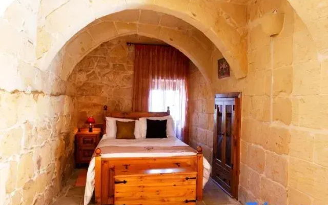 Villeleynah - 5 bedrooms (sleeps 12+ 2 kids) Munxar village