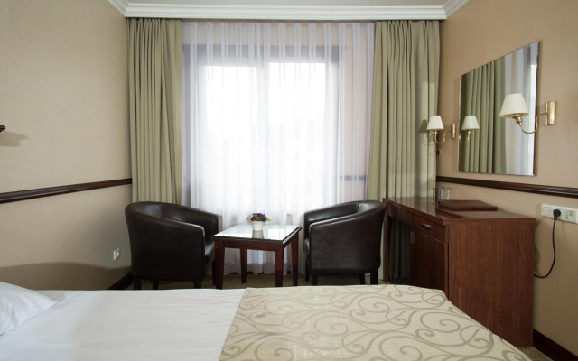 Topkapi Inter Istanbul Hotel