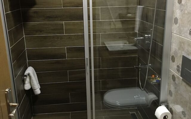 Itimat Hotel