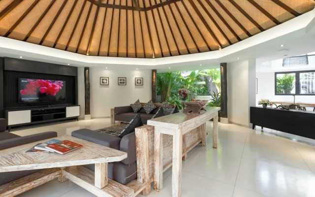 Villa Kubu Dewi Sri by Villa Finder