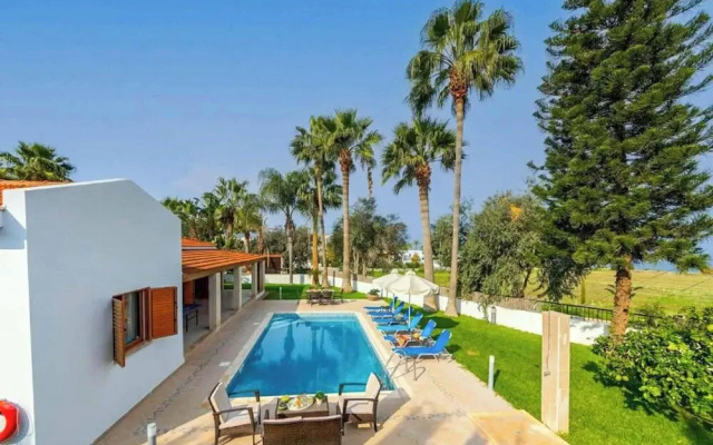 Villa Fostira