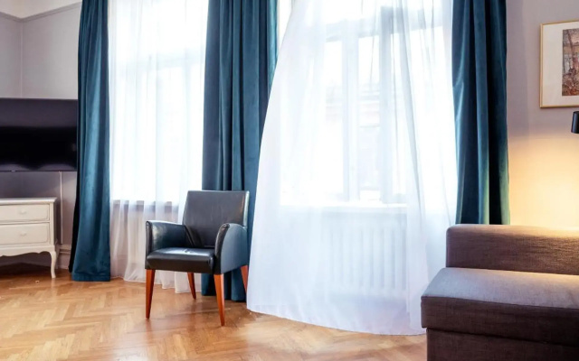 Queen's Hotel by First Hotels
