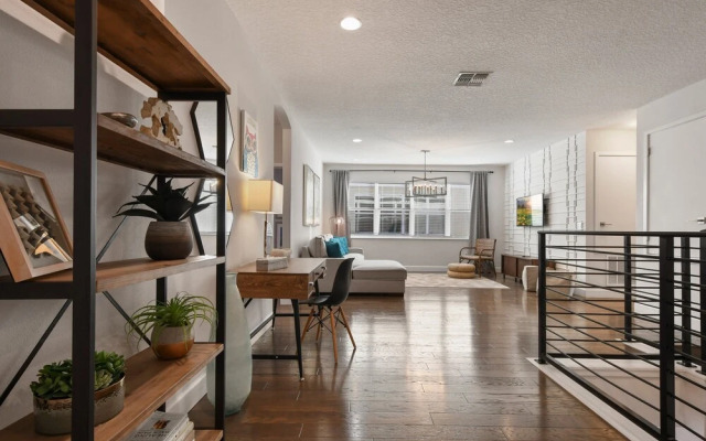 Elegant Home With Pool & Spa, Close to Disney