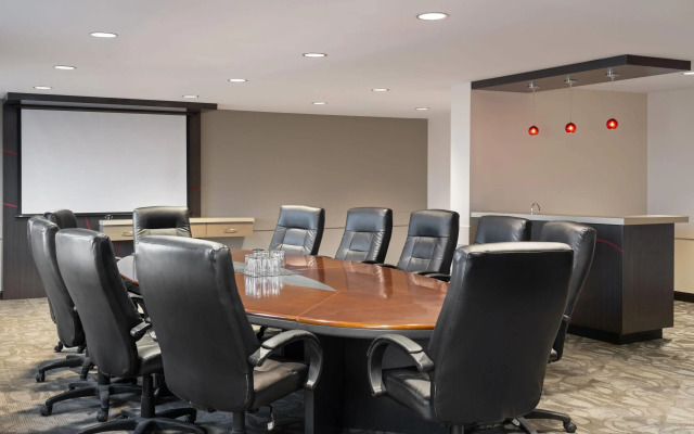 Ramada by Wyndham Saskatoon