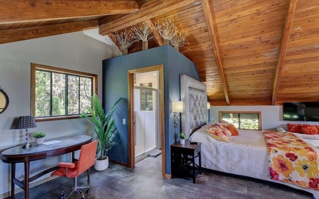 Halehikiola 3 Bedroom Home by RedAwning