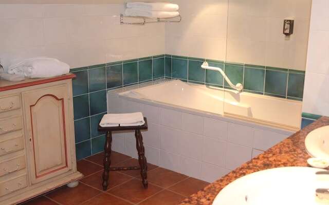 Relais & Chateaux Hostellerie Les Bas Rupts Le Chalet Fleuri