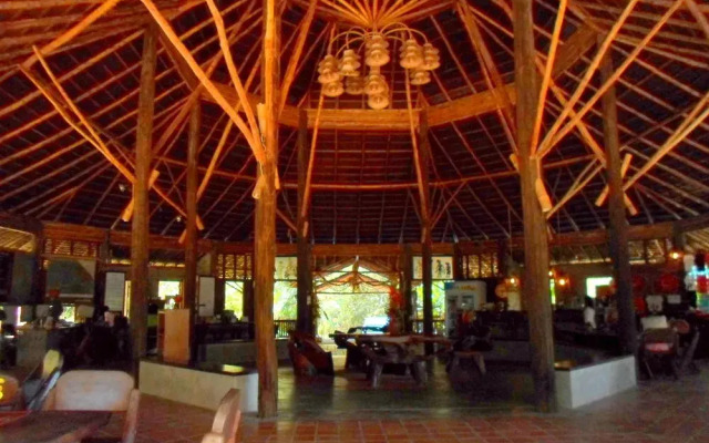 The Cliff and River Jungle Resort