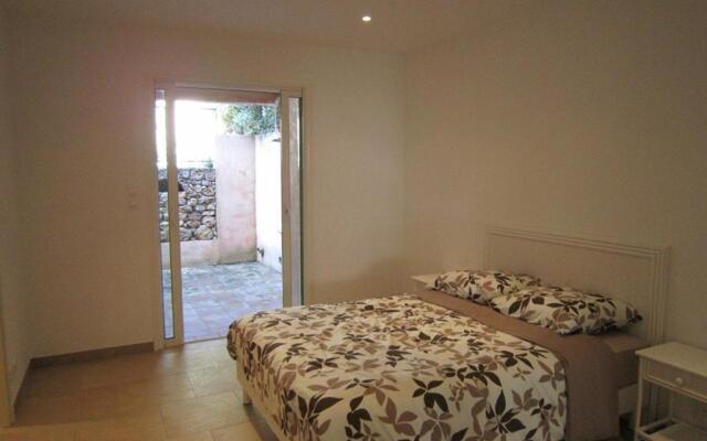 Appartement Cavalaire-sur-Mer, 2 pièces, 4 personnes - FR-1-100-126