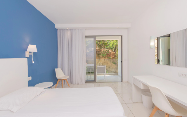 Belair Beach Hotel