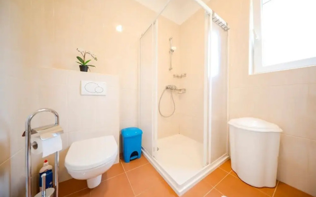 Ante - 30 m From Beach - H