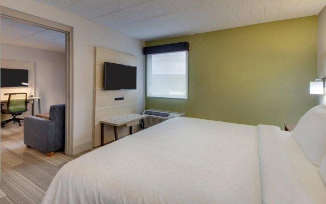 Holiday Inn Express Pittston - Scranton Airport by IHG