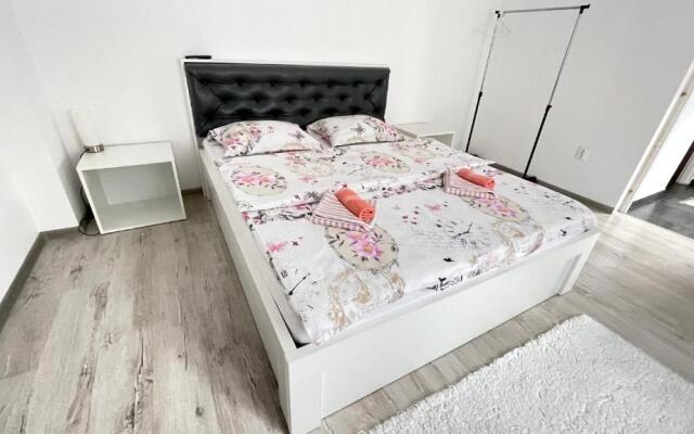 Apartament linistit / Cozy apartment