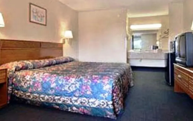 Super 8 Motel - Walterboro