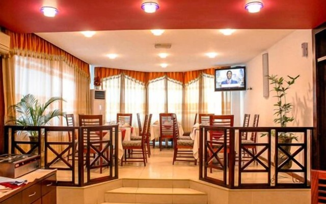 Maxlot Hotel