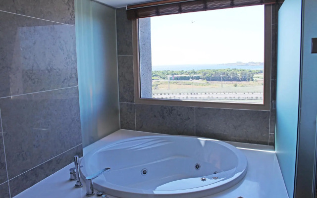 The Best Jeju Seongsan Hotel