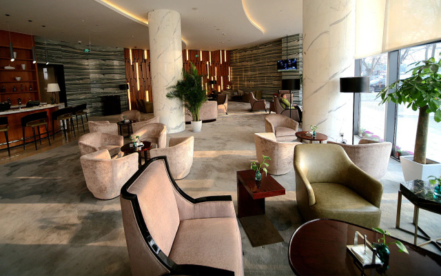 Holiday Inn Nanjing Xuanwu Lake by IHG
