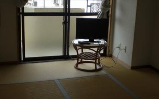 Sun Family Toyooka Apartment