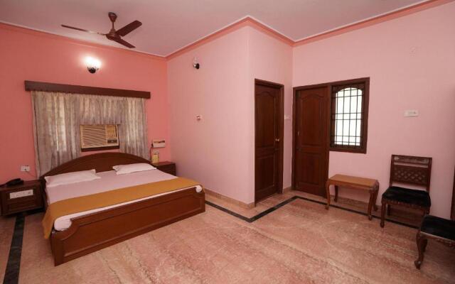 Lloyds Guest House, North Boag Road, T. Nagar