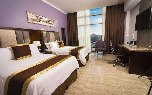 Hotel City Plaza & Suites