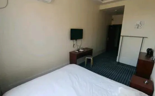 Pokewan Hotel, Poyang