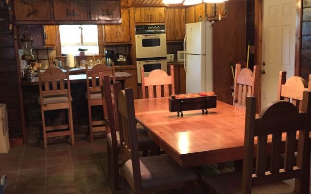 Whip Or Wheel Cabins