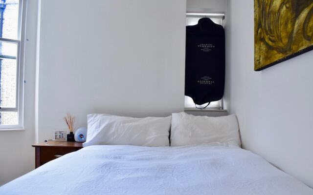 Bright 1 Bedroom Flat By Baker Street