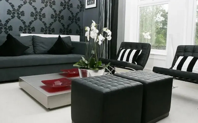 Kensington House by Warren Collection