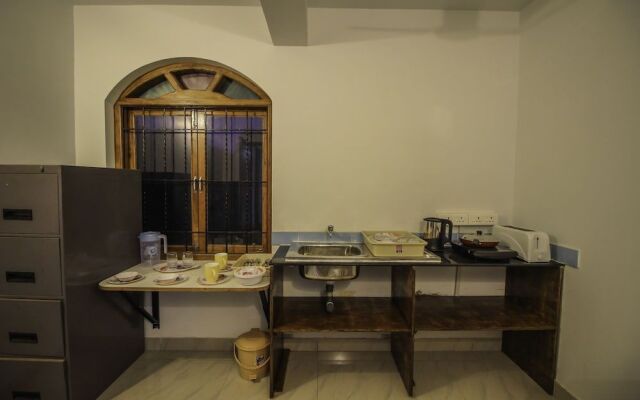 OYO 10723 Home Pool View Studio Colva