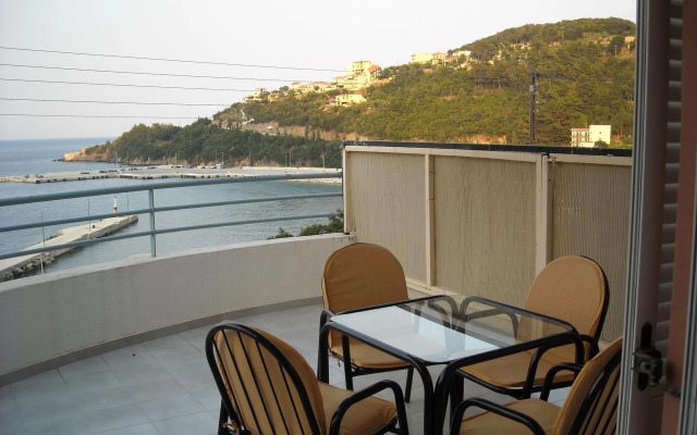 Harbour View - Oceanis Apartments