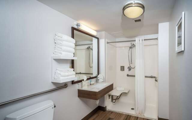 Hampton Inn Fall River/Westport