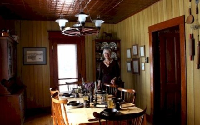 Fairmount Bed & Breakfast