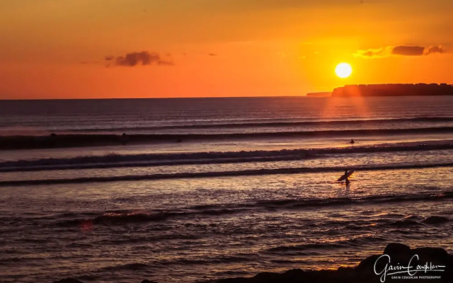 10mindrivecliffsofmoher-cozy2br-parking-wifi