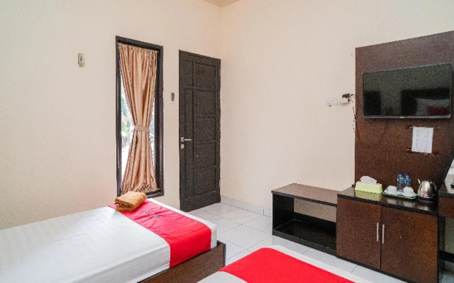 RedDoorz @ Wisma Pangrango