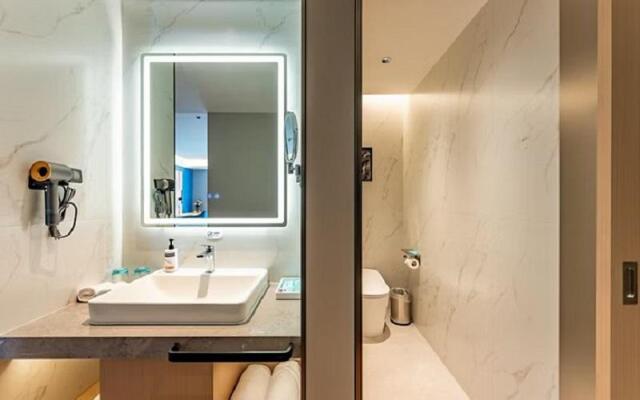 Holiday Inn Express Nanjing Riverside