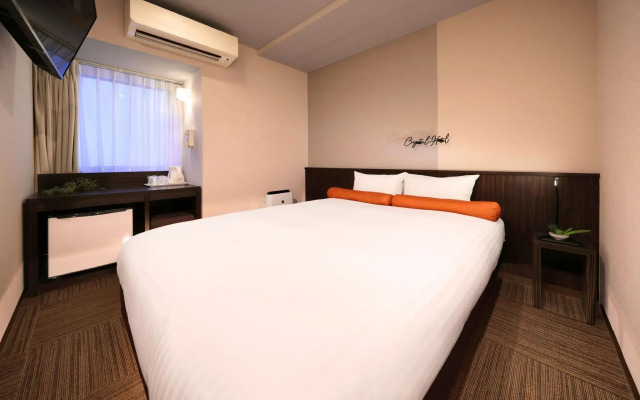 Nipponbashi Crystal Hotel