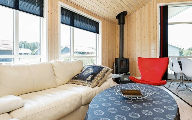 Cozy Holiday Home in Ulfborg near Sea