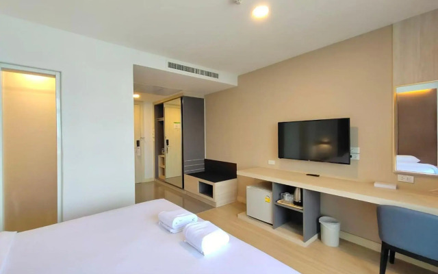 Ebina House