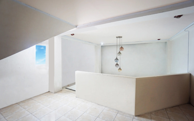Hotel Shangrila by OYO Rooms