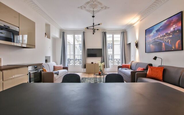 63 - Luxury Flat Champs-Élysées 1C