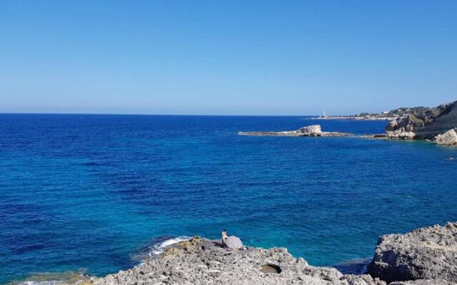 I Tri Scogghi , Il Mare Dalla Tua Camera Da Letto