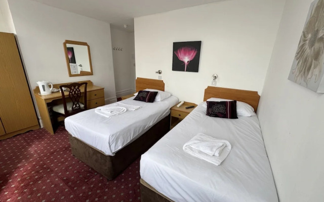 Carlton Courth Hotel Eastbourne