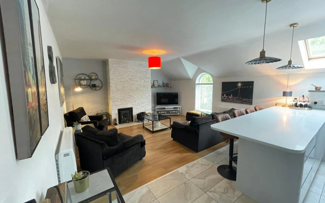 Rosebank Apartment no 3