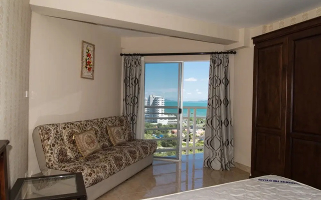Jomtien Beach Condominium