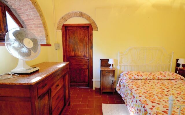 Modern Holiday Home in Rosignano Marittimo Near Forest